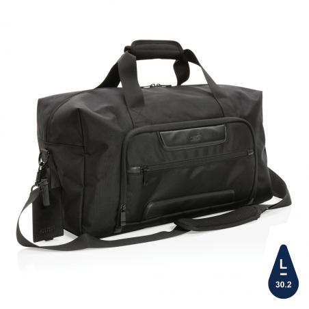 Swiss Peak AWARE™ RPET Voyager weekend bag