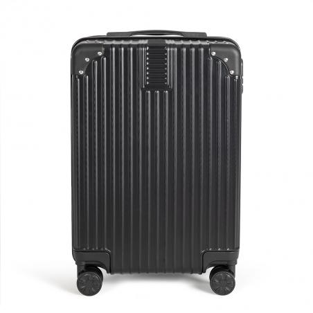 Cabin suitcase with swivel wheels VOY007